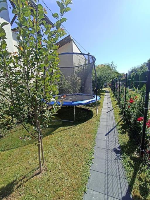 Jj Zavoi Villa โอเริชติเย ภายนอก รูปภาพ